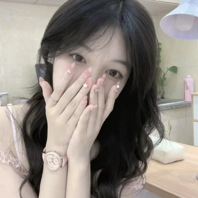 茉莉·梦妮与神奇的催眠书